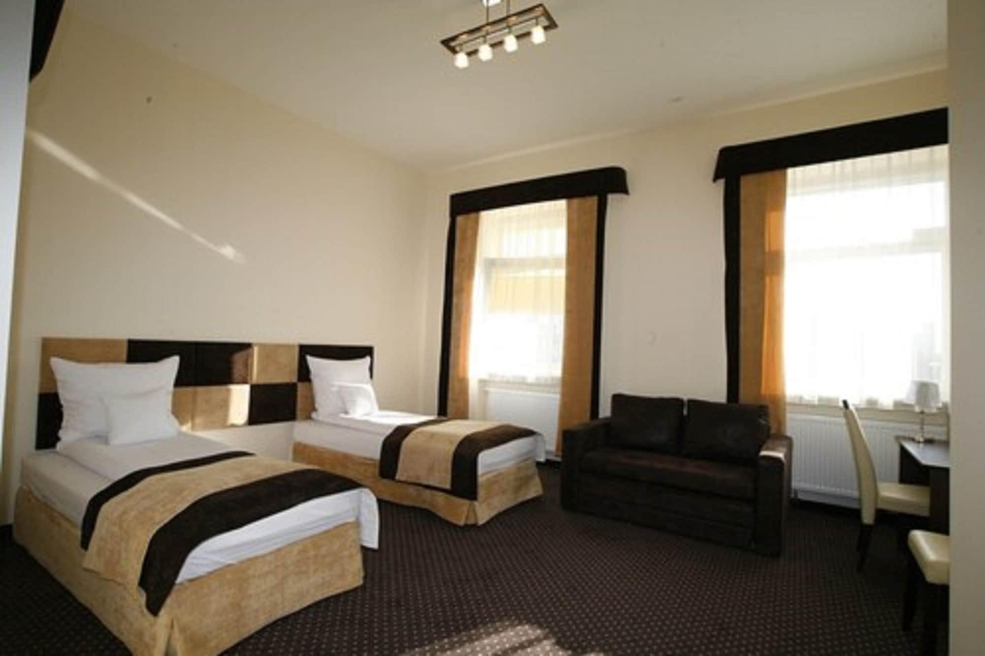 Boutique Hotel'S I Milionowa Лодзь Екстер'єр фото