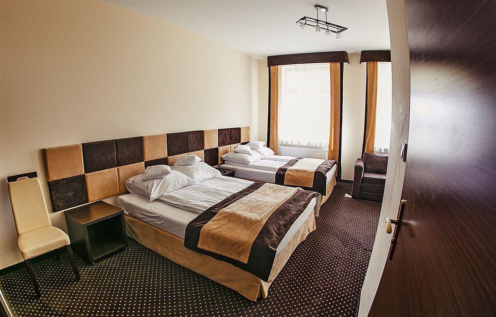 Boutique Hotel'S I Milionowa Лодзь Екстер'єр фото
