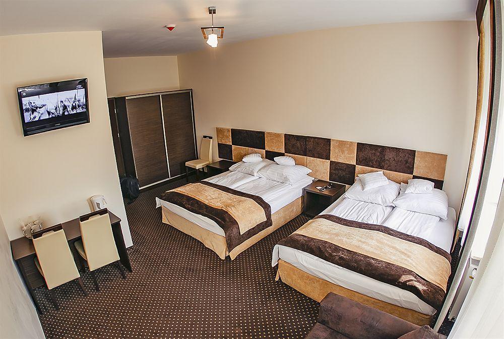 Boutique Hotel'S I Milionowa Лодзь Екстер'єр фото