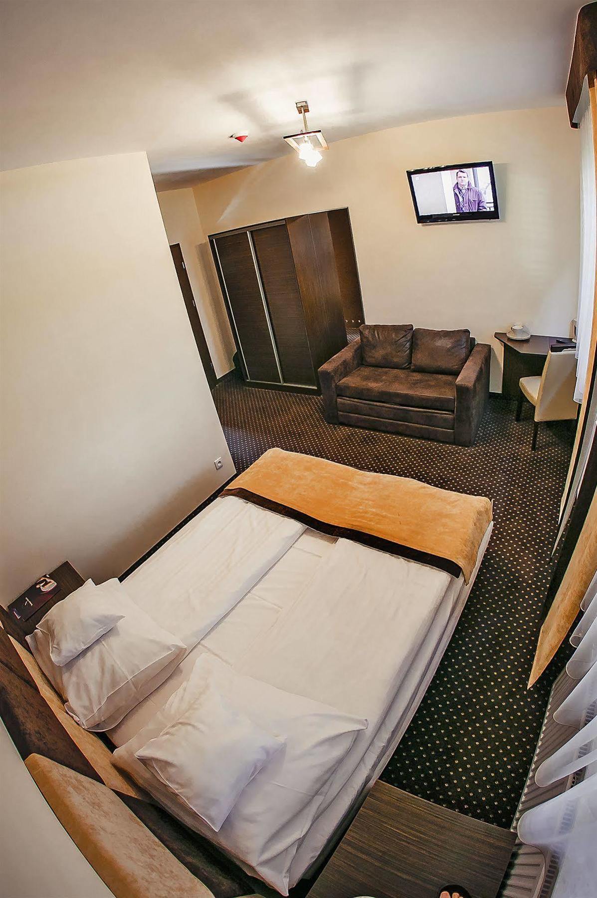 Boutique Hotel'S I Milionowa Лодзь Екстер'єр фото